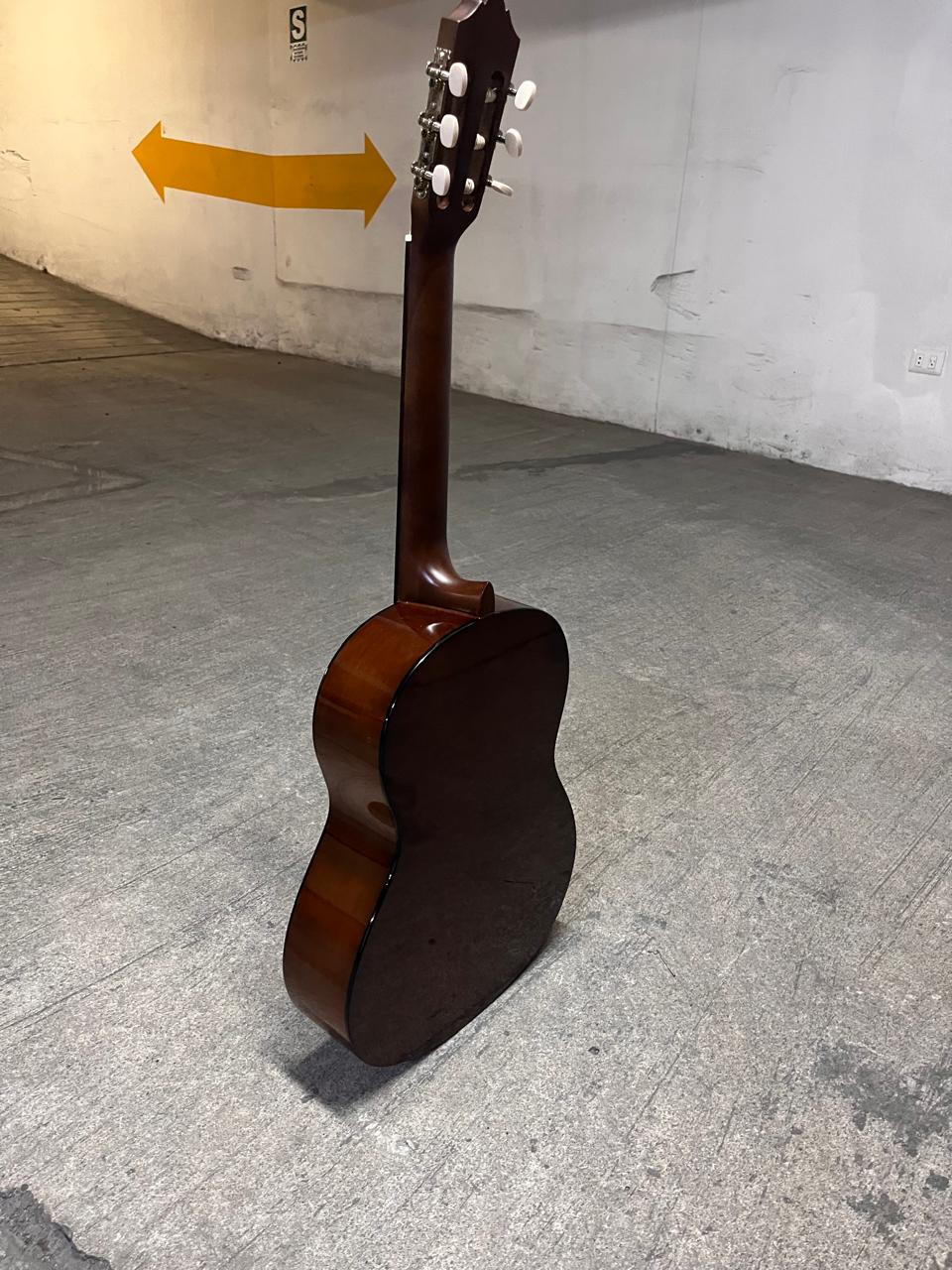 Guitarra Yamaha